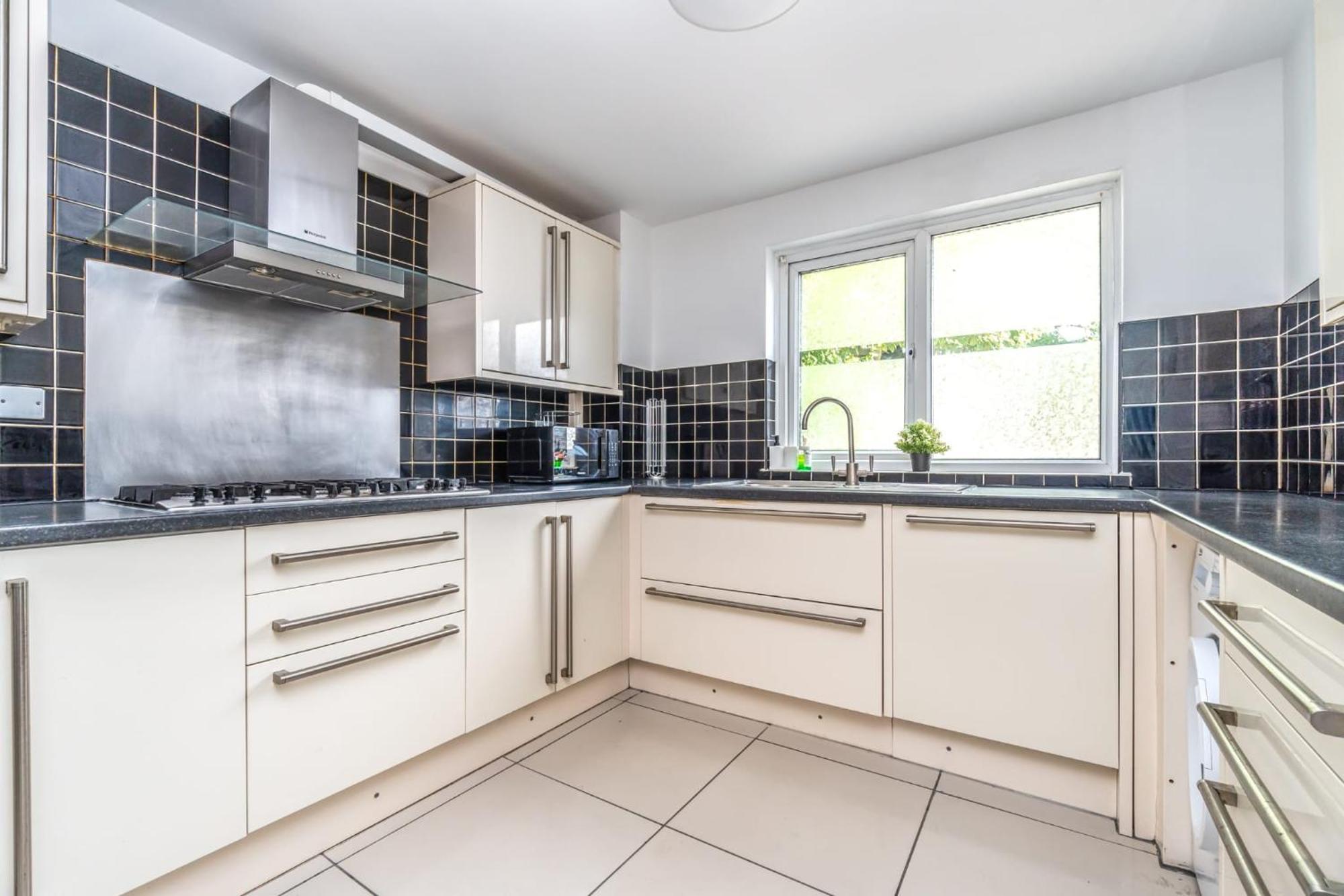 Cosy Guest House In Whitechapel Londra Exterior foto