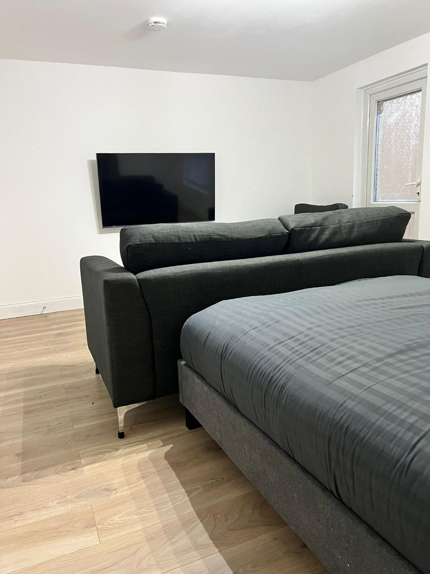 Cosy Guest House In Whitechapel Londra Exterior foto